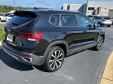 Used 2024 Volkswagen Taos SE image 5