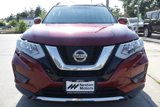Used 2018 Nissan Rogue SV image 2