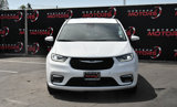 Used 2023 Chrysler Pacifica Touring-L image 2