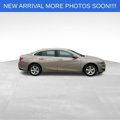 Used 2023 Chevrolet Malibu LT image 2