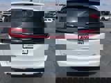New 2025 Chrysler Pacifica Select image 4