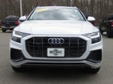 Used 2023 Audi Q8 Premium Plus image 3