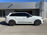New 2025 Audi SQ7 Prestige image 4