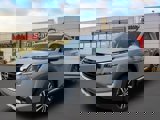 New 2025 Nissan Pathfinder Platinum image 2