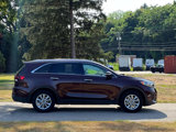 Used 2020 Kia Sorento LX w/ LX I4 Convenience Package image 6