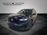 Used 2025 Honda Pilot Black Edition image 3