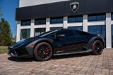Used 2024 Lamborghini Huracan Sterrato image 2