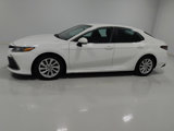 Used 2021 Toyota Camry LE image 2