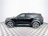 New 2025 Nissan Pathfinder Platinum image 4