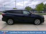 Used 2023 Toyota Highlander Platinum image 3