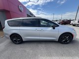 New 2026 Chrysler Pacifica Limited image 6