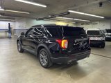 Certified 2022 Ford Explorer XLT w/ Equipment Group 202A image 5