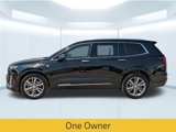 Used 2023 Cadillac XT6 Premium Luxury image 2