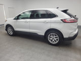 Used 2023 Ford Edge SEL image 3