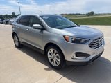 Used 2024 Ford Edge Titanium image 3
