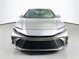 Used 2025 Toyota Camry SE image 2