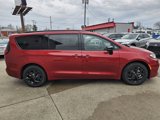 New 2025 Chrysler Pacifica Premium image 4