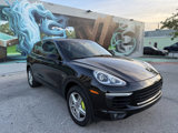 Used 2015 Porsche Cayenne S image 3