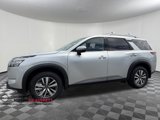 New 2025 Nissan Pathfinder SL image 2