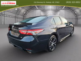 Used 2018 Toyota Camry SE image 5