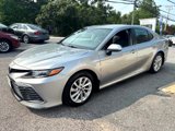 Used 2022 Toyota Camry LE image 2
