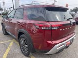 New 2025 Nissan Pathfinder SL w/ SL Premium Package image 5