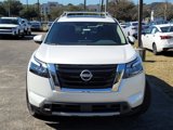 New 2025 Nissan Pathfinder SL w/ SL Premium Package image 3
