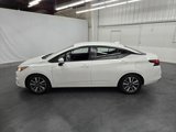 Used 2022 Nissan Versa SV image 2