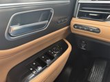 New 2025 INFINITI QX80 Luxe image 2