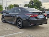 Used 2024 Toyota Camry SE image 3