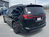 New 2025 Chrysler Pacifica Select image 5