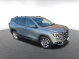 Used 2024 GMC Terrain SLT image 2
