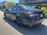 Used 2021 Toyota Camry SE image 3