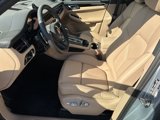 Certified 2025 Porsche Macan image 5