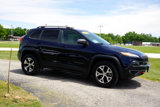 Used 2016 Jeep Cherokee Trailhawk image 5