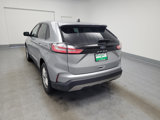 Used 2022 Ford Edge SEL image 6