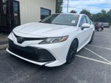 Used 2018 Toyota Camry LE image 2