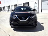 Used 2020 Nissan Rogue Sport S image 2