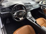 Used 2012 Lexus CT 200h image 2