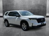 Used 2023 Honda Pilot LX image 3