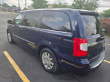 Used 2015 Chrysler Town & Country Touring image 5
