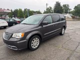 Used 2015 Chrysler Town & Country Touring image 2