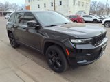 Used 2022 Jeep Grand Cherokee Altitude image 4
