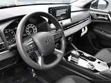 New 2025 Mitsubishi Outlander ES image 4