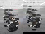 Used 2023 Chrysler Pacifica Limited w/ Uconnect Theater Family Group image 4