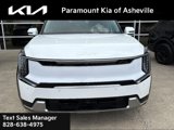 Used 2025 Kia EV9 Land image 2