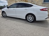 Used 2015 Ford Fusion SE image 3