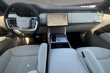 New 2025 Land Rover Range Rover SE image 5
