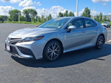 Used 2024 Toyota Camry SE image 3