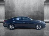 Used 2022 Nissan Altima 2.5 SV w/ SV Premium Package image 4